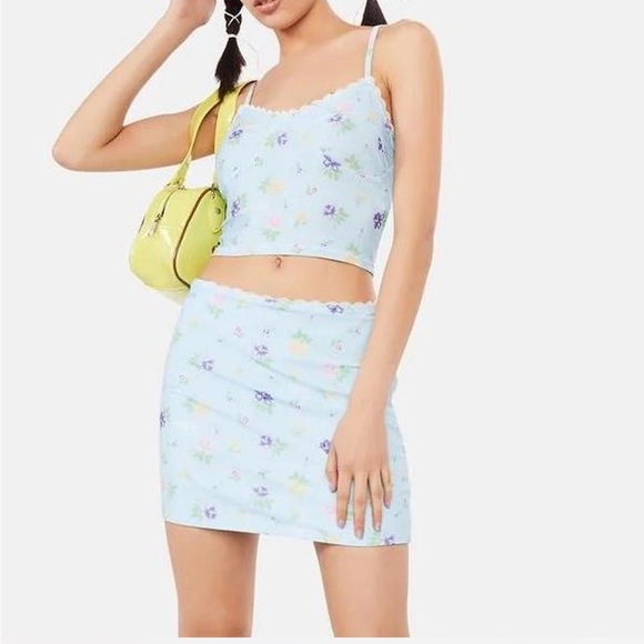 O-Mighty Flower Power Baby Blue Floral Mini Skirt Size Medium - Picture 1 of 11